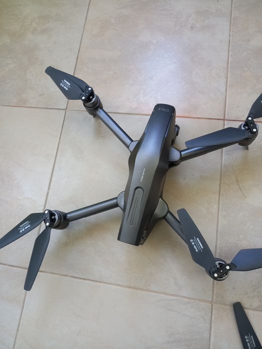 Дрон в перфектно състояние