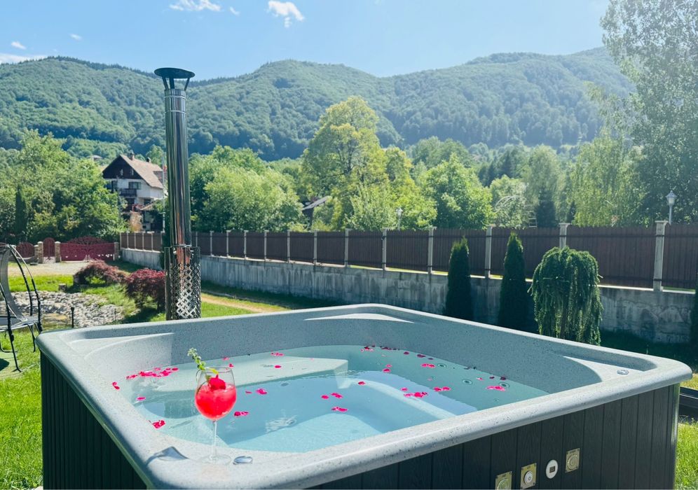 Jaccuzi exterior 10 persoane