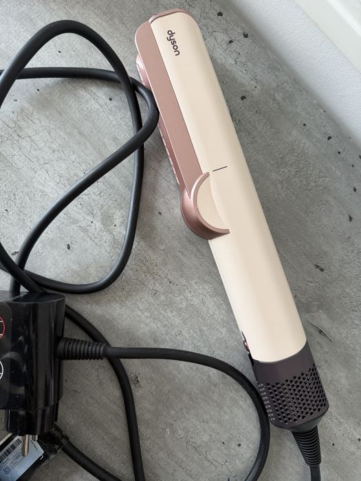 Dyson выпрямитель