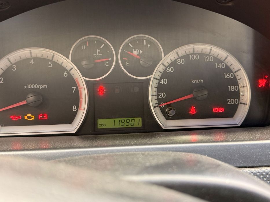 Chevrolet Aveo 1.4 16V Benzină • 120.000 km Reali • 3.000 € Negociabil