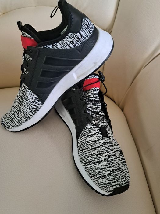 Adidasi nn 40 in stare impecabila