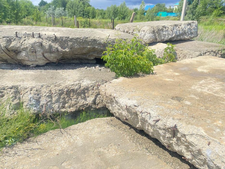 Отдам даром бетонные блоки