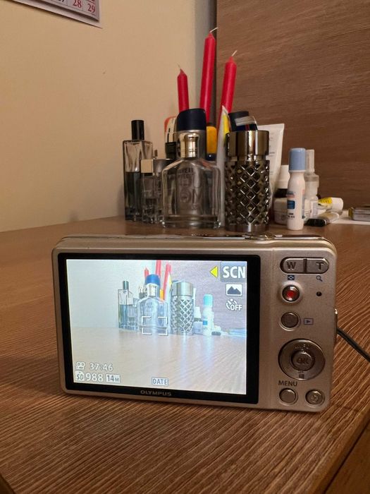Фотоапарат Olympus 14Mp (+ Подаръци )