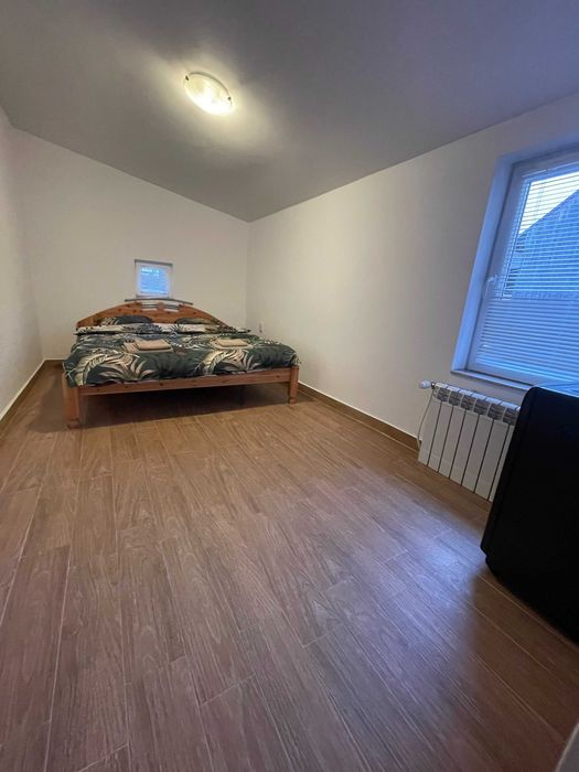 Давам за краткосрочен наем малка самостоятелна къща в Regenstauf-93128