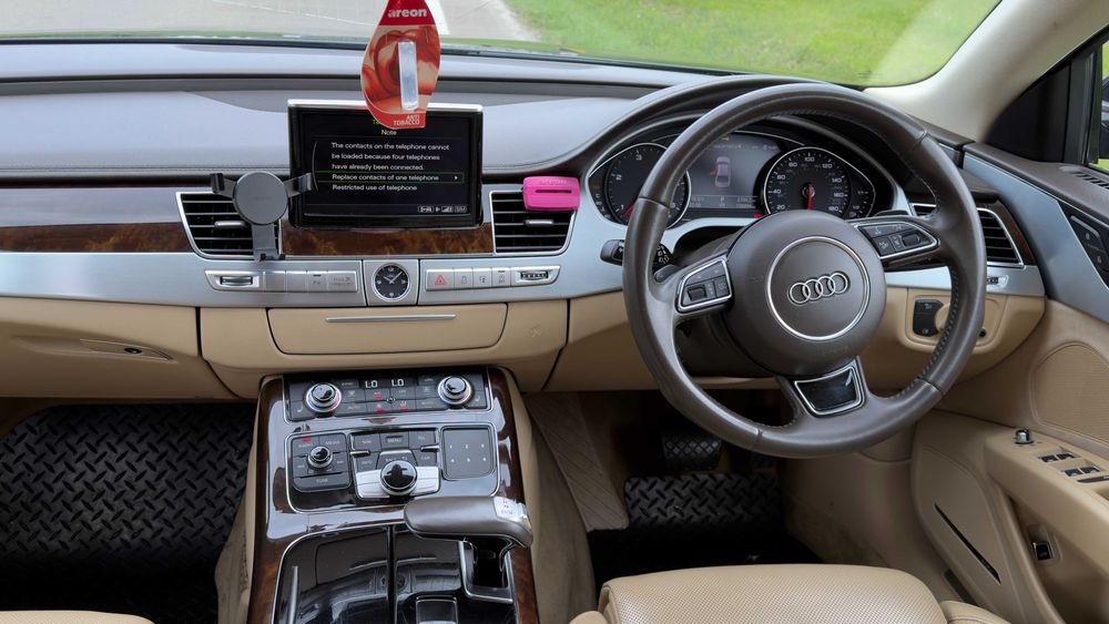 Audi A8 3.0 TDI Quattro Full Matrix Volan Dreapta