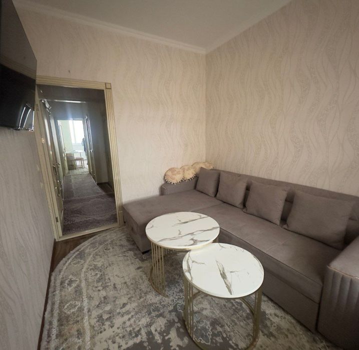 Продается квартира Юнусабад 14кв 3/5/5