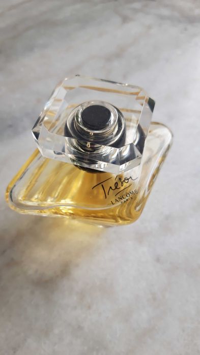 Парфюм Tresor Lancome