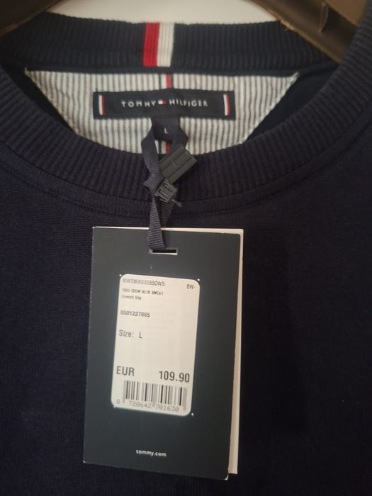 Мъжки тъмно син пуловер Tommy Hilfiger размер L