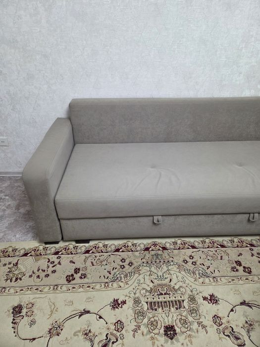 Продам б/у диван