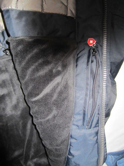 Geaca Wellensteyn, masura L, model Vancouver, lipsa gluga, stare 8/10