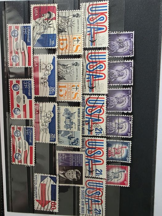 #001- Vand Mix lot 288 timbre SUA - Airmail, Elvis, steaguri, presedinti