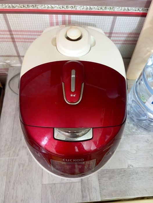 Продаю рисоварку Cuckoo