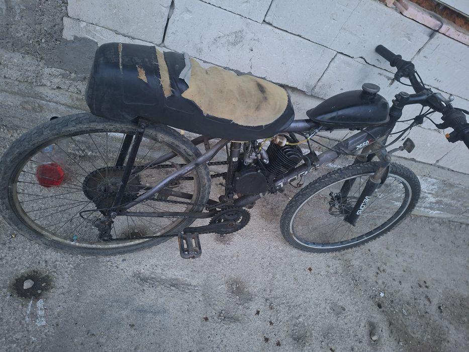 Scuter 100cc .....