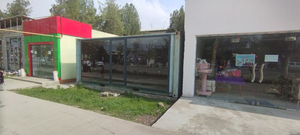 Контейнер сотилади