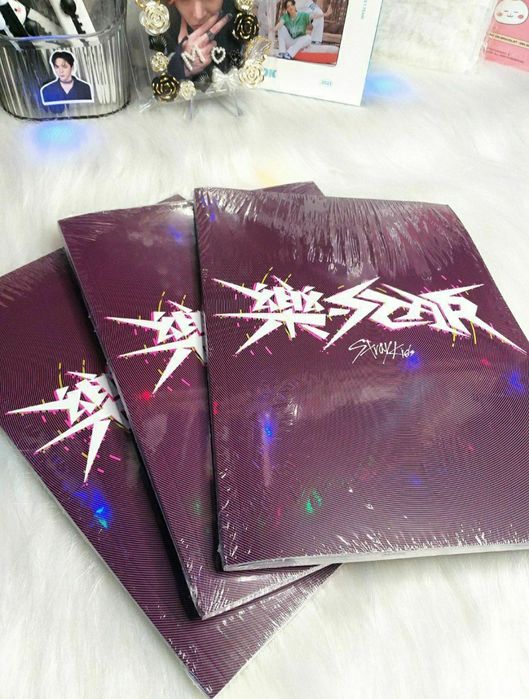 Лимитный альбом Stray Kids Rockstar