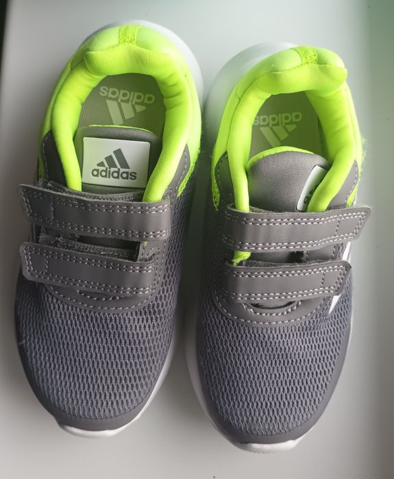 Детски маратонки Adidas tensaur run 28 размер