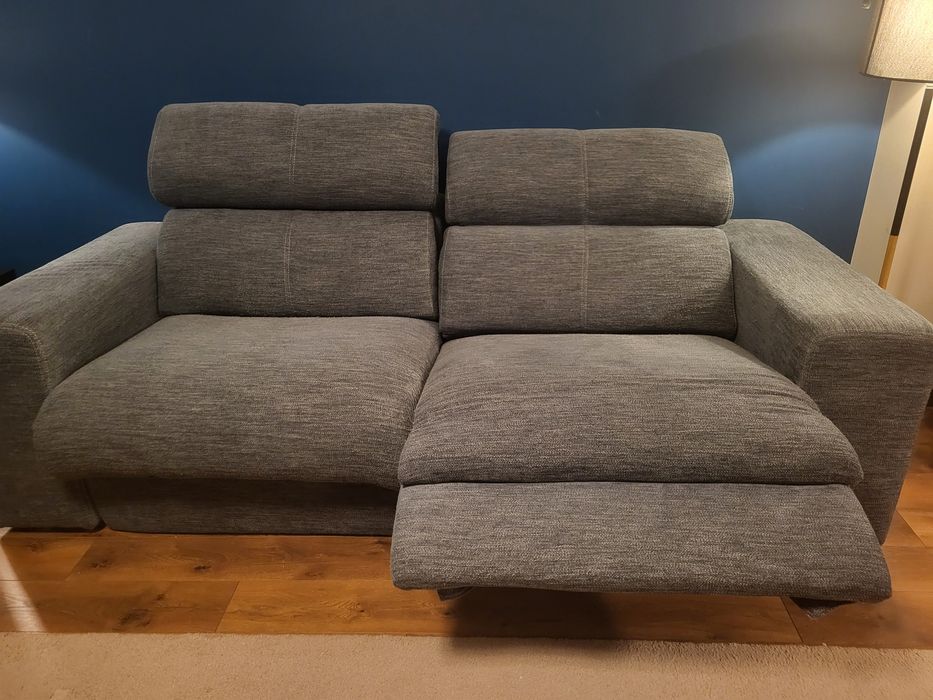 Диван с механизъм