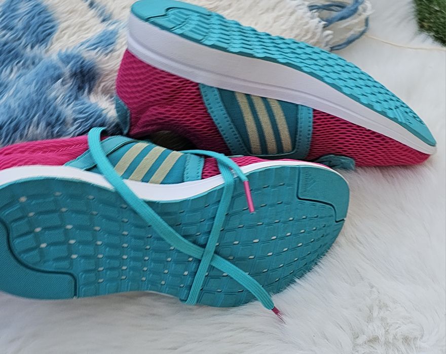Adidas Duramo оригинални дамски сникърси 36 2/3 номер