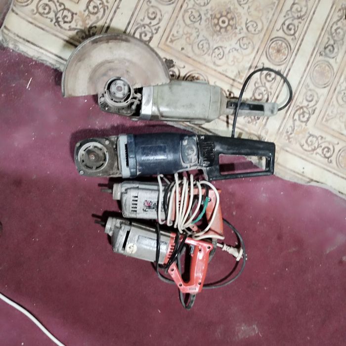 Instrumentlar sotiladi