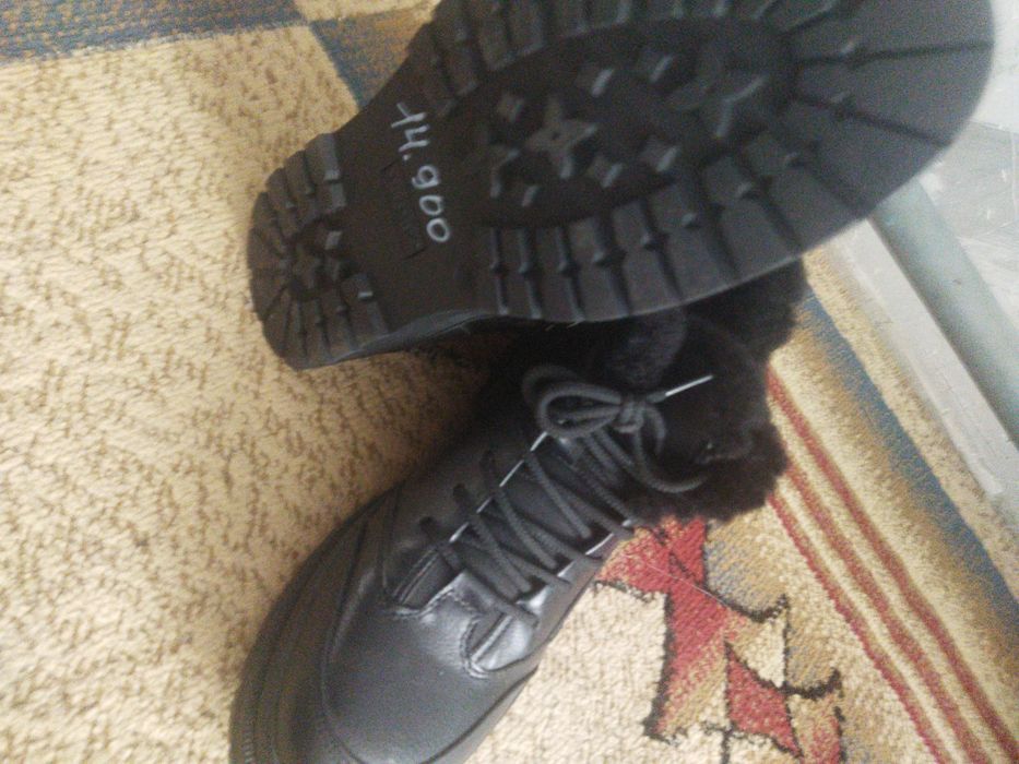 Продам обувь новая