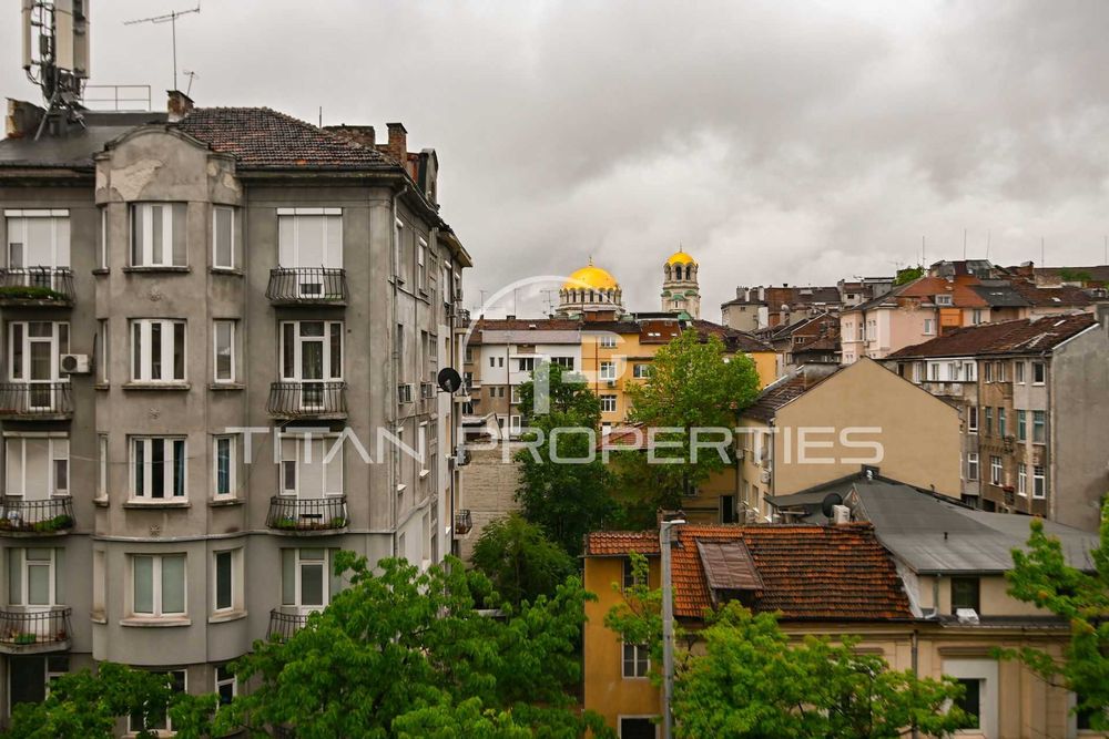 Многостаен,за продажба , Оборище