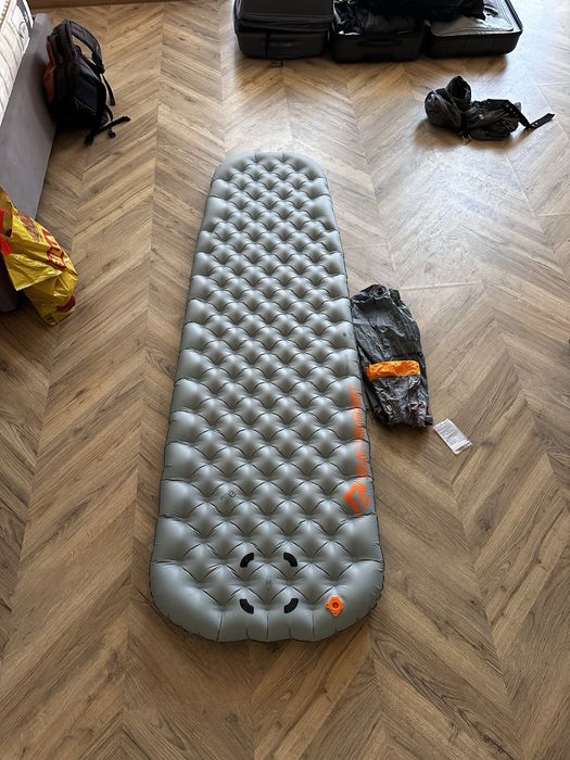 НАДУВАЕМ ДЮШЕК Sea to Summit  Ether light XT L