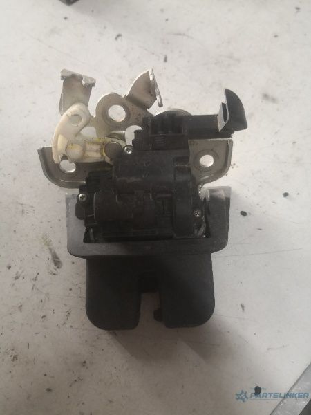 Broasca Haion Audi A4 Iv (8K2, B8) [ 2007 - 2015 ]