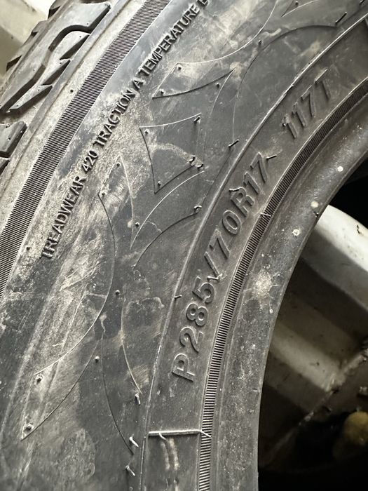 Шины 285/70R17 (2шт)
