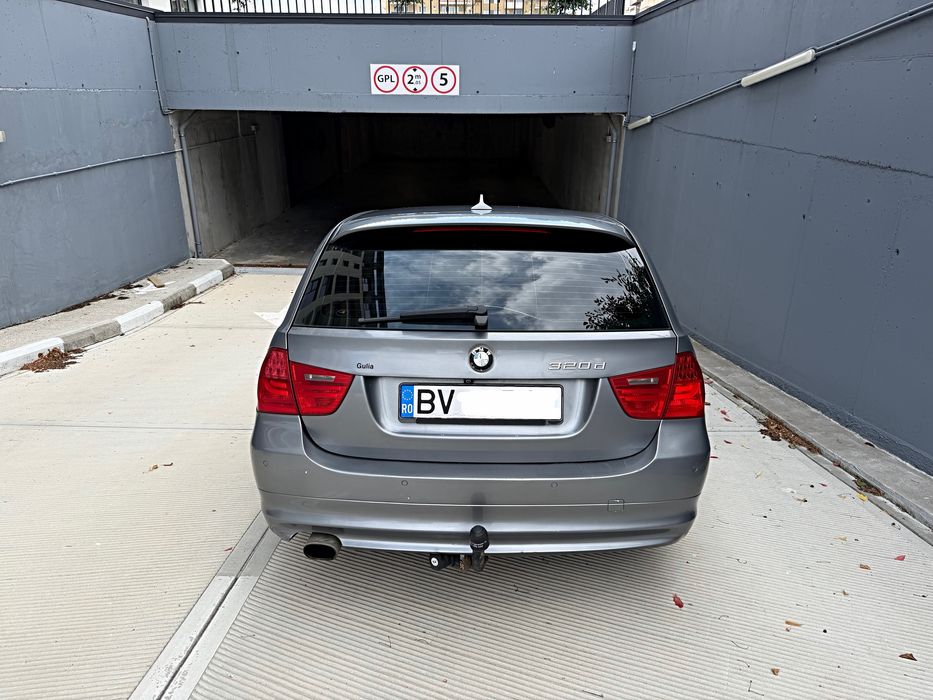 Vand/Schimb cu auto mai ieftin ! BMW 320d E91 Facelift 2.0 d Automat 2009 euro 5