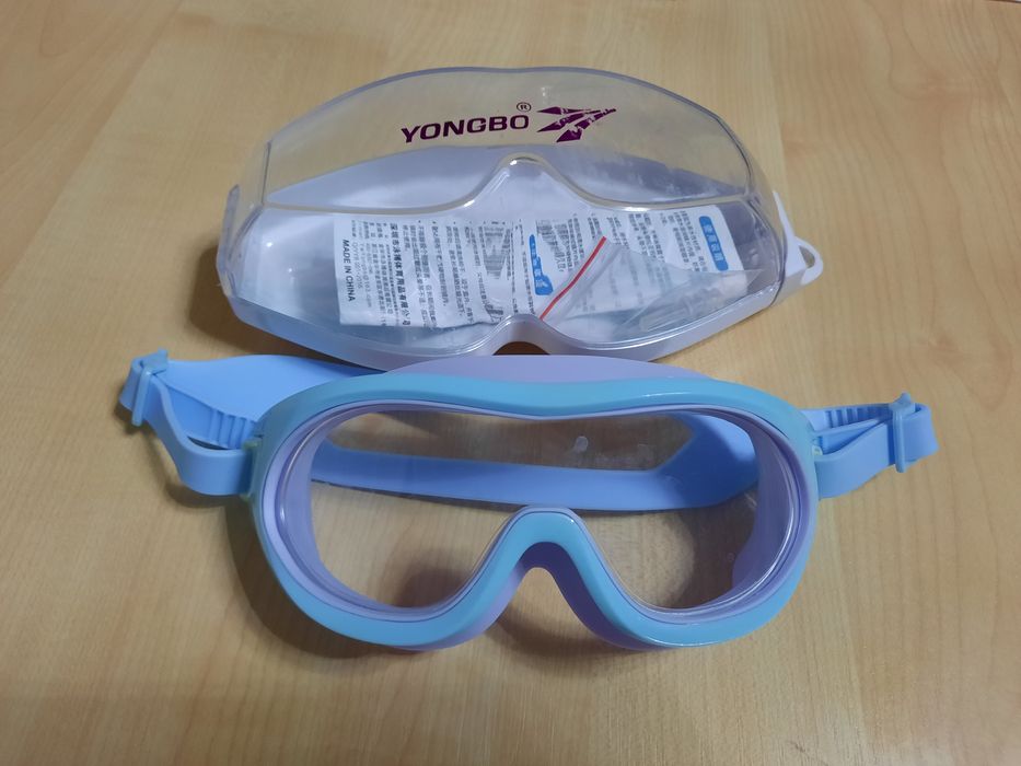 Очки для плавание