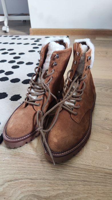 Vând ghete dama Saks Fifth Avenue