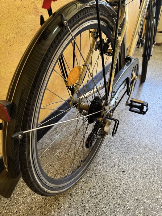 Велосипед с предни амортисьори