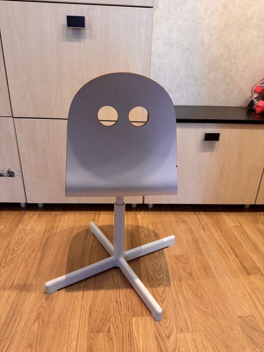 Стул школьный Икеа