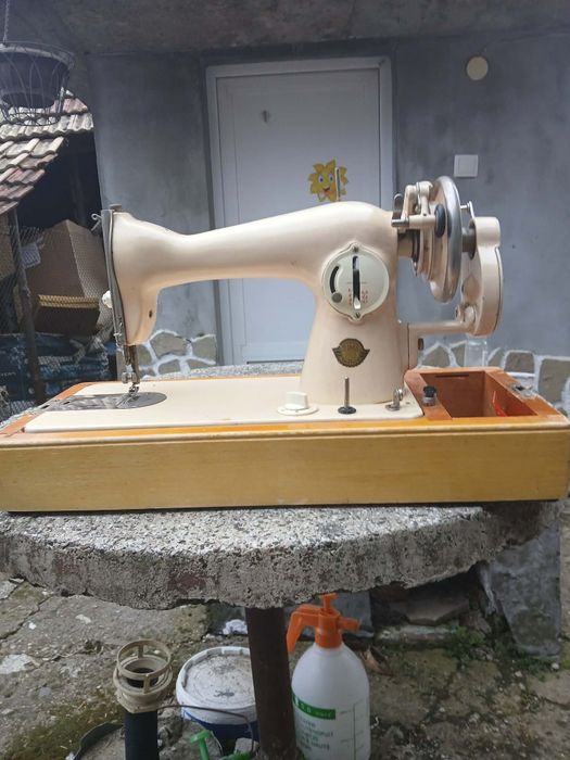 Шевна машина за сериозни може лек коментар