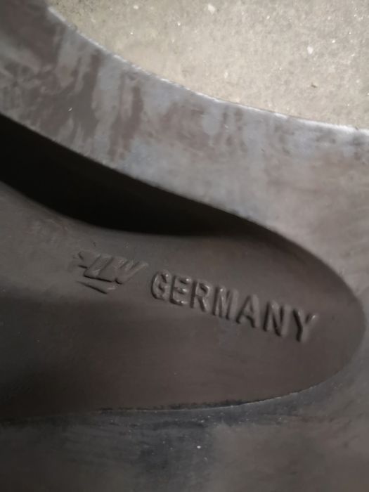 Джанти за мерцедес или ауиди, оригинални от Германия.