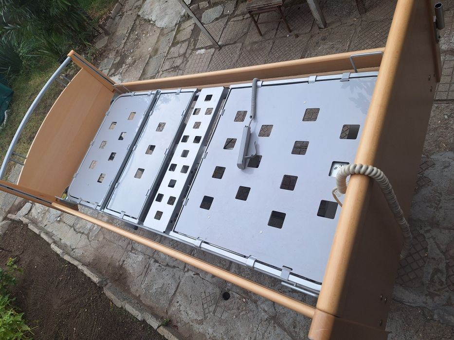 Електрическо болнично легло (в Казанлък) и антидекубитален дюшек