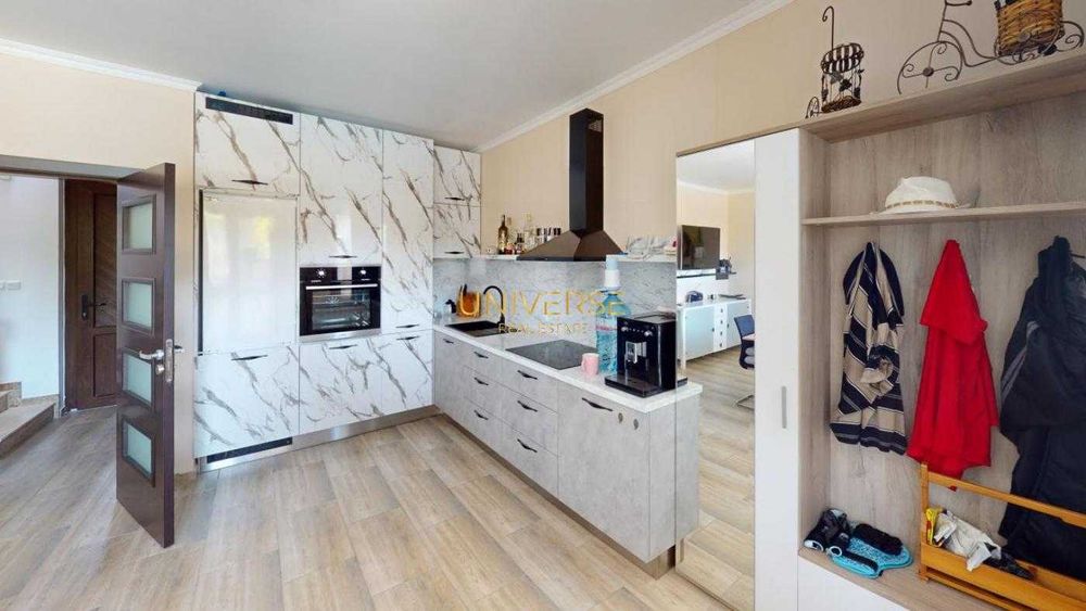 Продава се Къща в с. Кошарица, Област Бургас - 160 кв.м за 1094 €/кв.м - Снимка #3