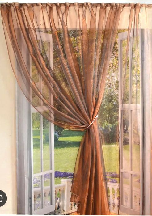 Готовые шторы из Турецкой органзы на 4 окна с подхватами
