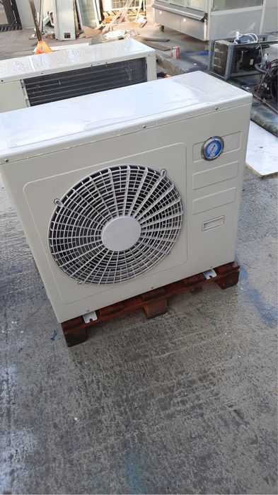 Vitrina bauturi linde