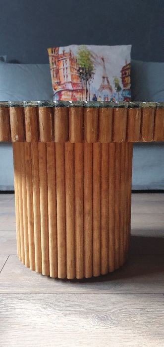 Холна маса с епоксидна смола