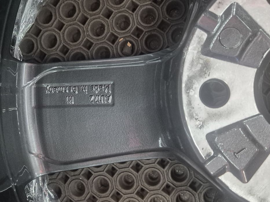 Jante Audi A3, S3 / Golf 6,7 , Seat Leon,Ibiza, originale R18