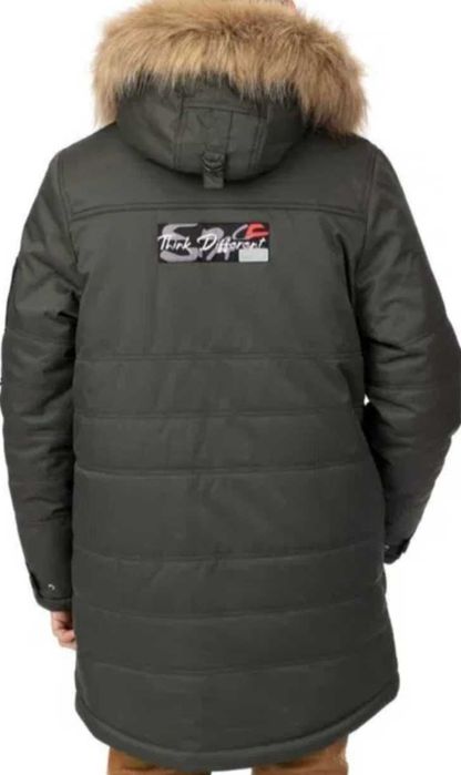 Новая зимняя куртка р. 152 на 10-12 лет