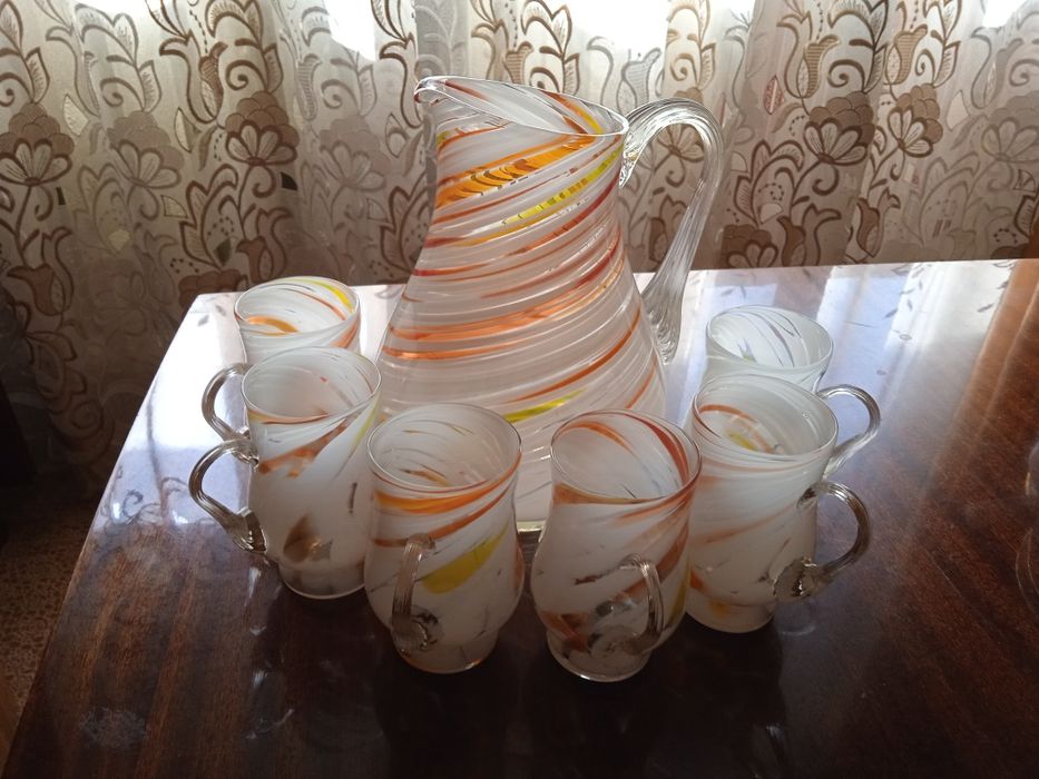 Чайный, кофейный,молочный сервизы