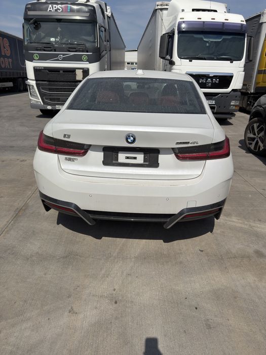 BMW i3 40L nigit sport 2024 yil
