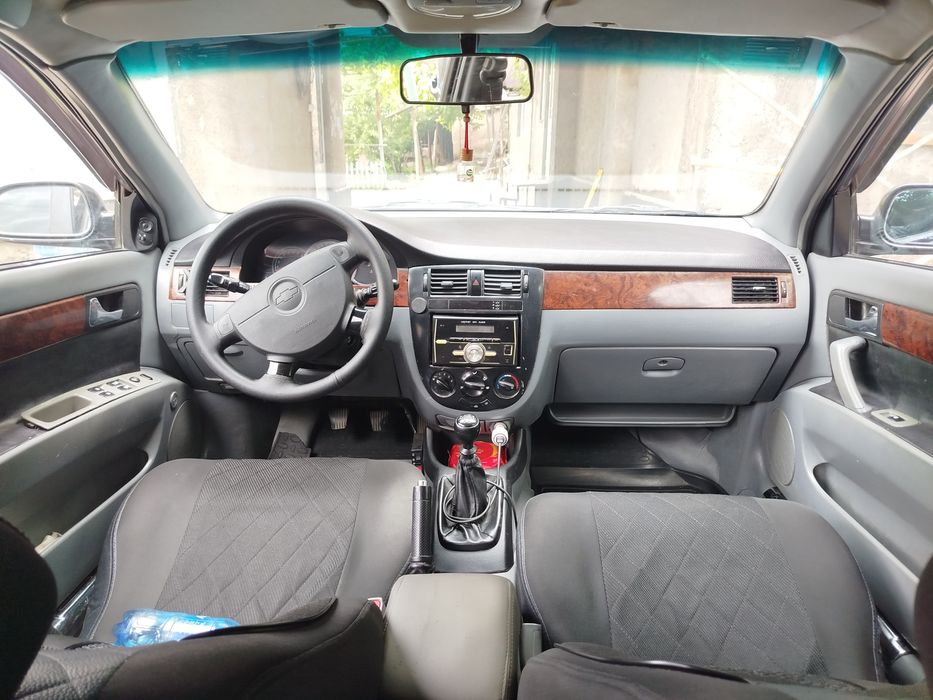 Lacetti 2006 1.6 нахт сотилади