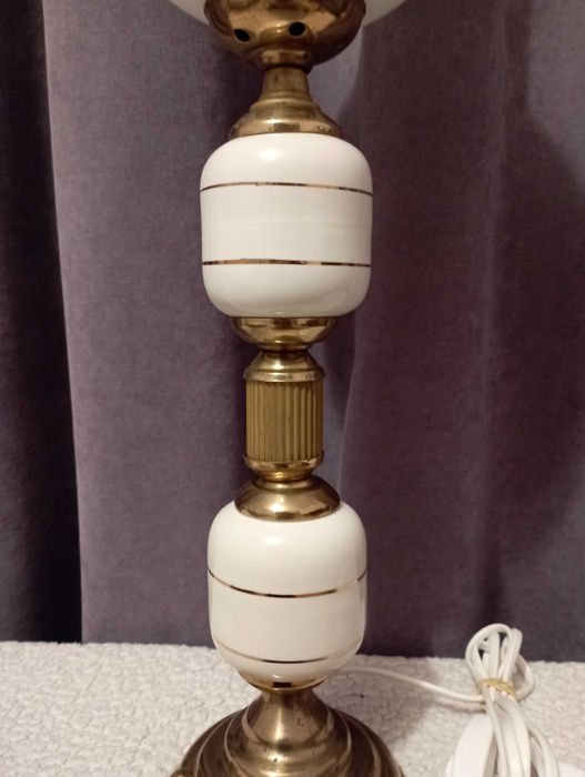 Лампа лампи лампа лампи