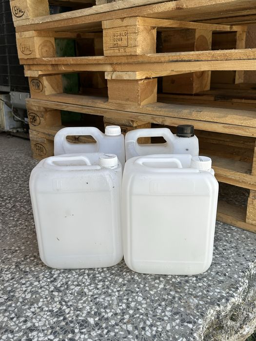 Пластмасови Туби 5л 10л 25л