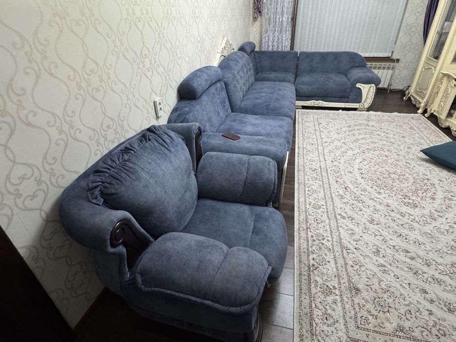 Диван угловой большой