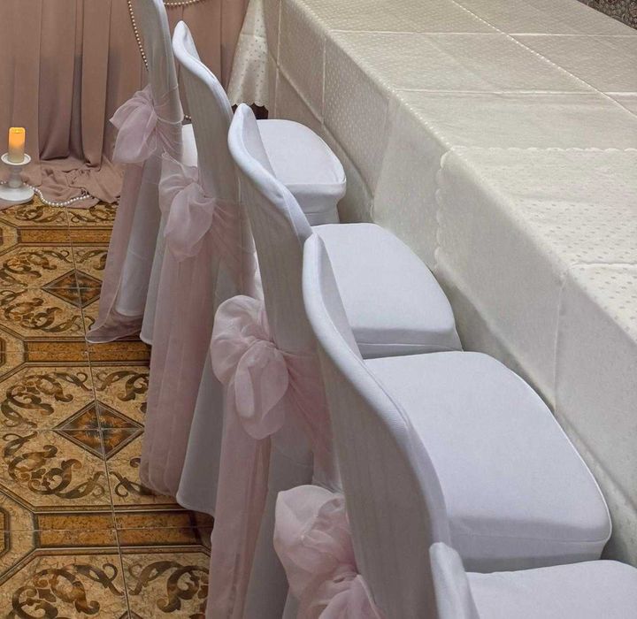 Столы и стулья в аренду