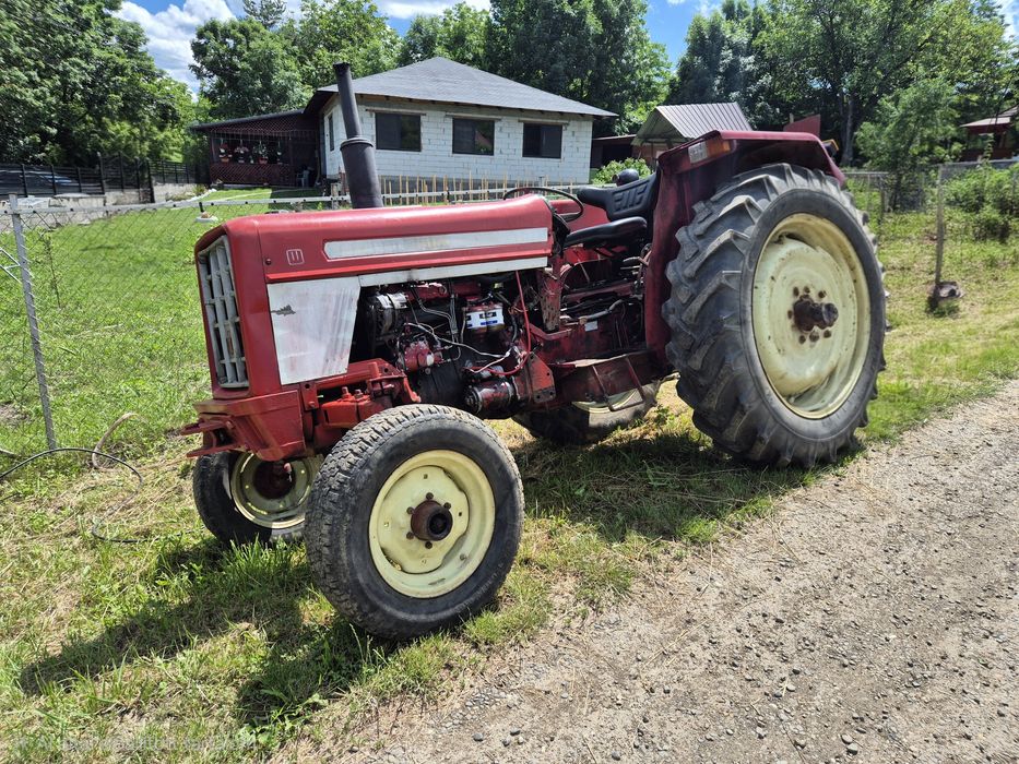 Tractor international 754